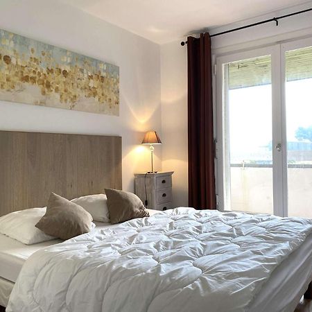 Appartement VUE SUR MER avec terrasse, plage de Trestraou à PERROS-GUIREC - Ref 861 Extérieur photo